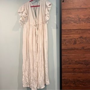 NWT. Vici Anika Pocketed Button Down Ruffle Maxi Dress.